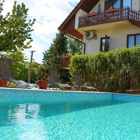 Ibolya Apartmanok Fonyód Kültér fotó